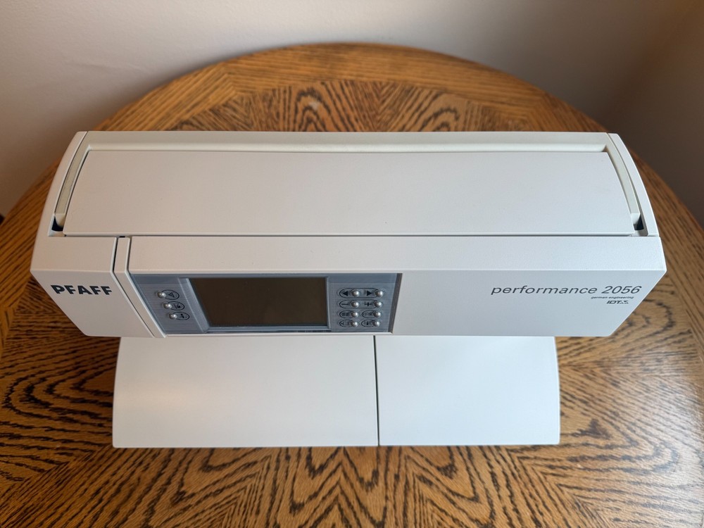 PFAFF Performance 2056 Sewing Machine