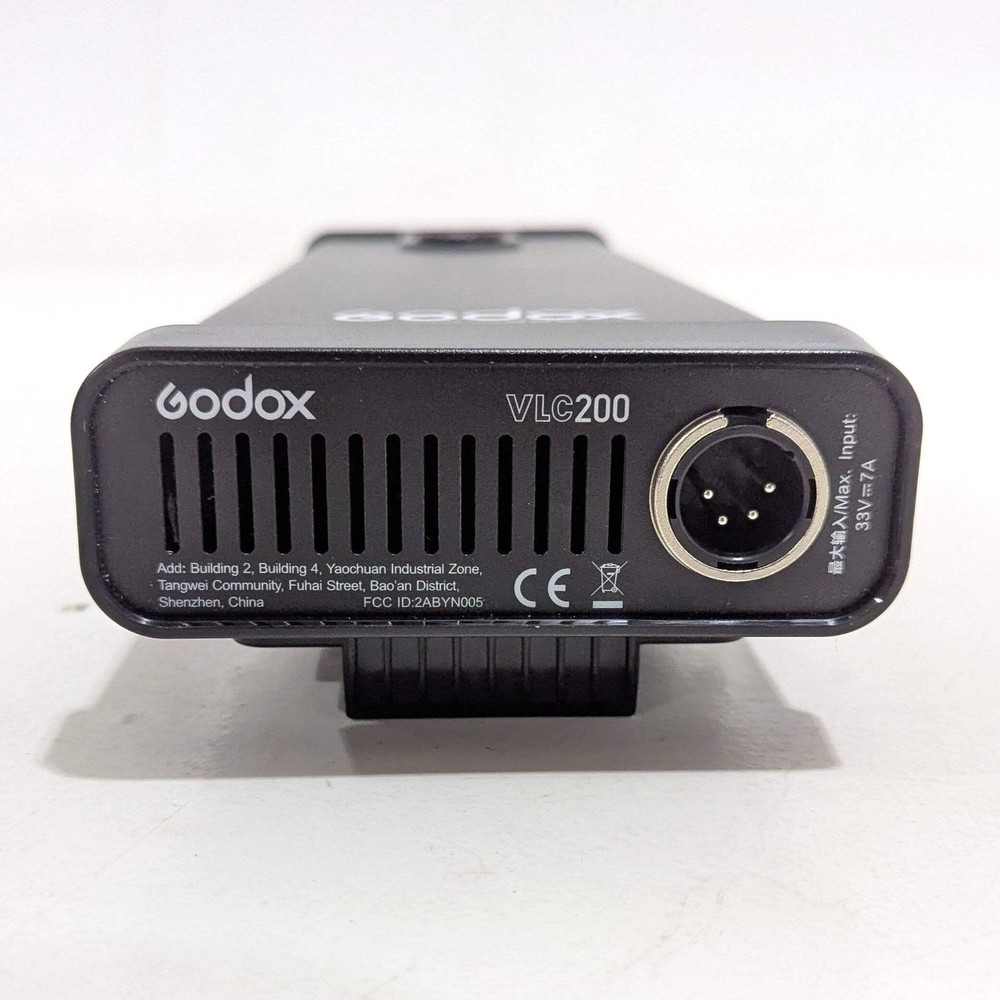 * OPEN BOX EXCELLENT * Godox VL200 LED Video Light