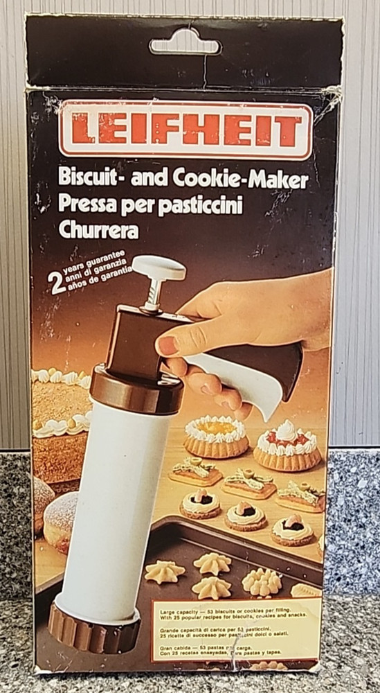 Leifheit Biscuit & Cookie Maker Press Complete