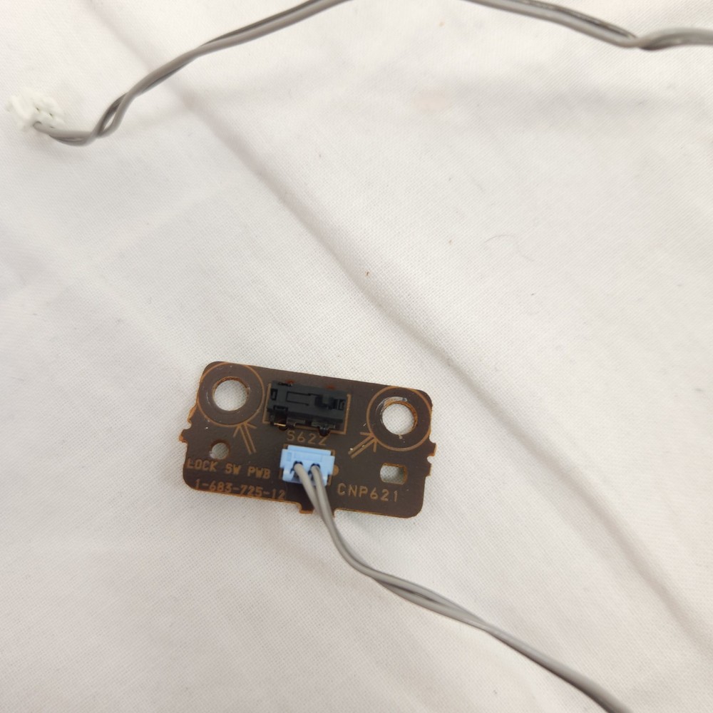 Sony CDP-CX455 Mega Storage 400 CD Changer/Player Part Circuit Board Sensor