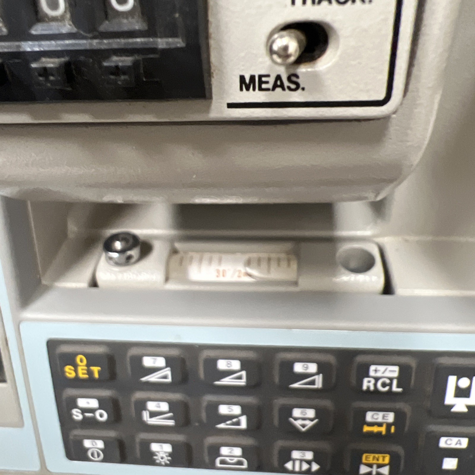 SOKKISHA LIETZ SET 4A SURVEY EQUIPMENT TOTAL STATION W/ BATTERIES AND CHARGER