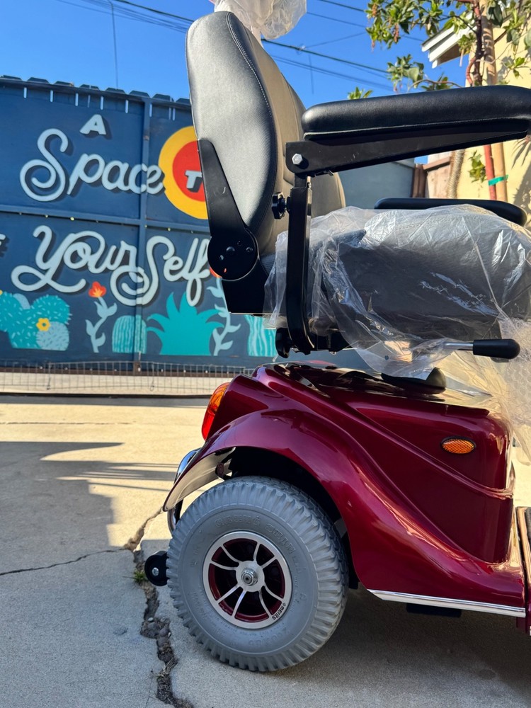 New Merits 3 Wheel Mobility Scooter