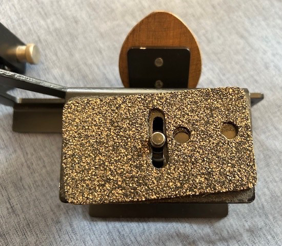 Stroboframe SQ2000 Camera Bracket for Medium format camera flash system