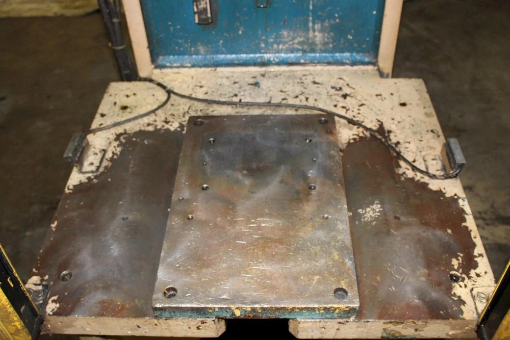 50 TON PH HYDRAULIC PRESS