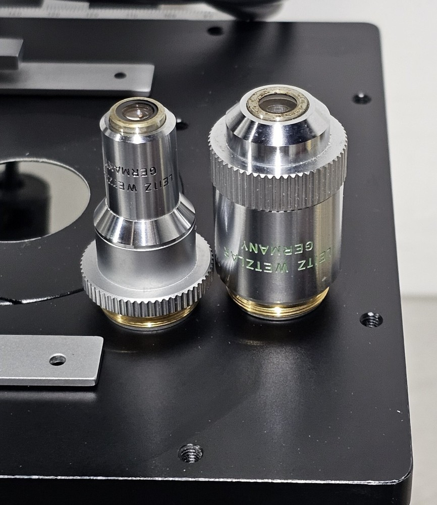 Leitz Diavert Inverted Phase Contrast Tissue Culture Microscope