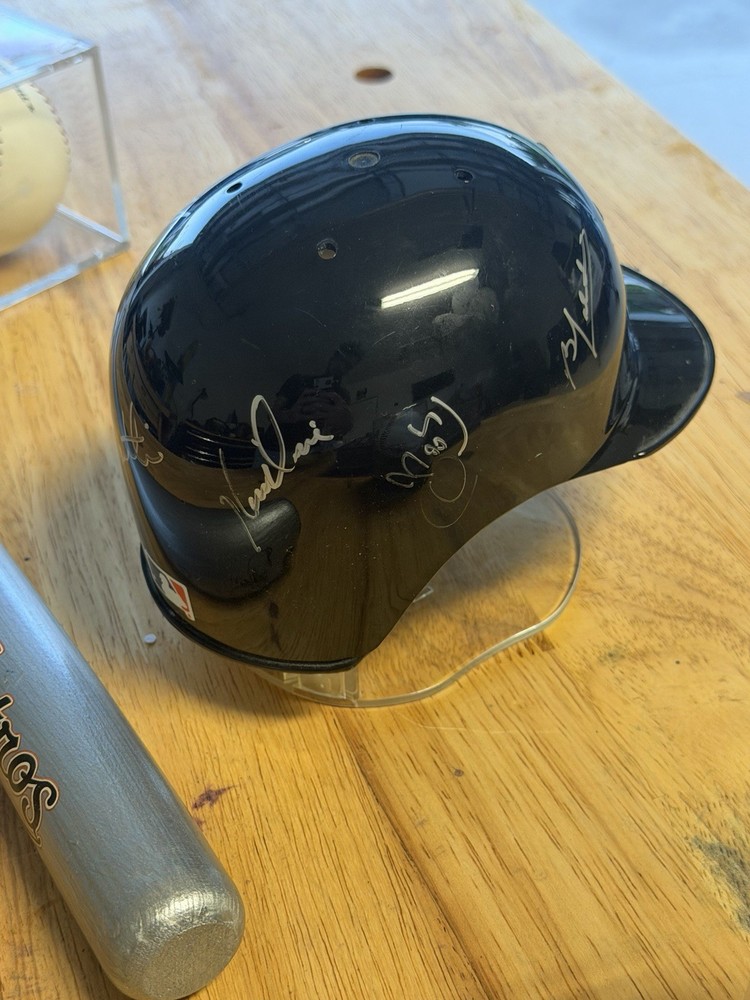 Houston Astros Signed Memorabilia