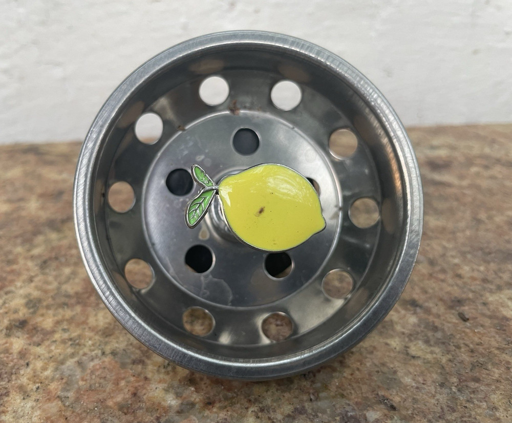 Lemon sink strainer stopper