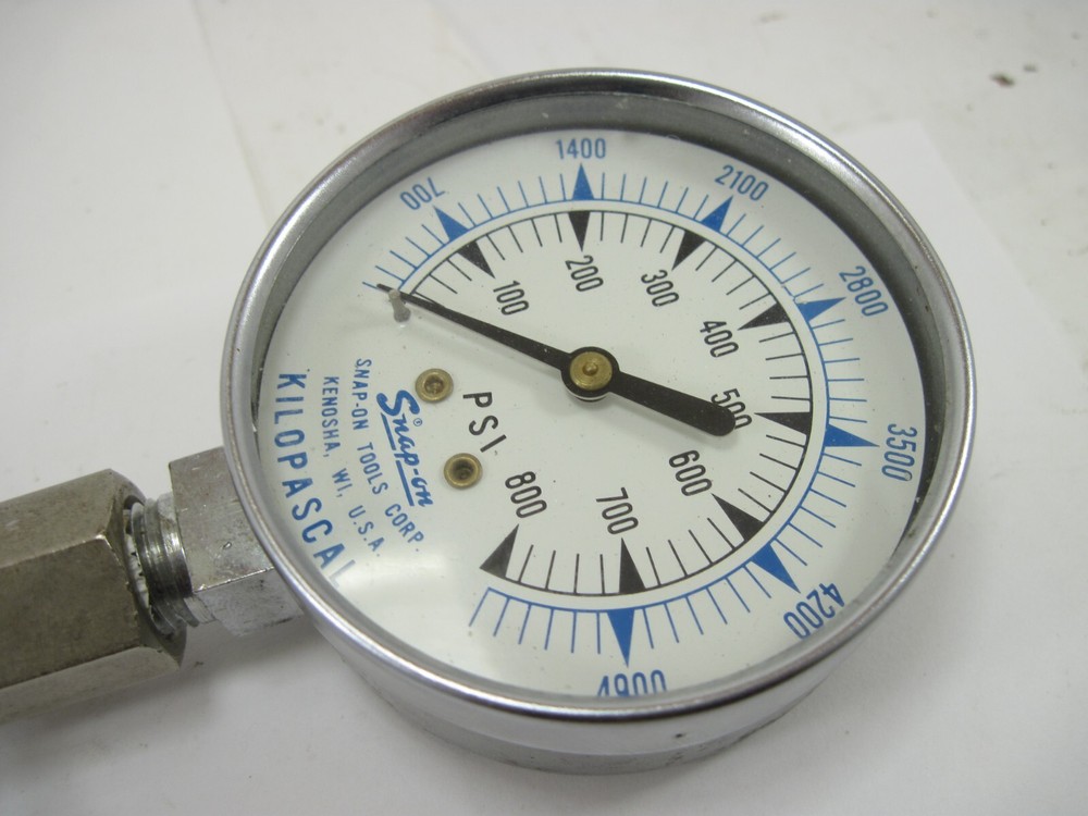Snap On 800PSI Diesel Kilopascal Compression Tester Gauge MT33B NICE