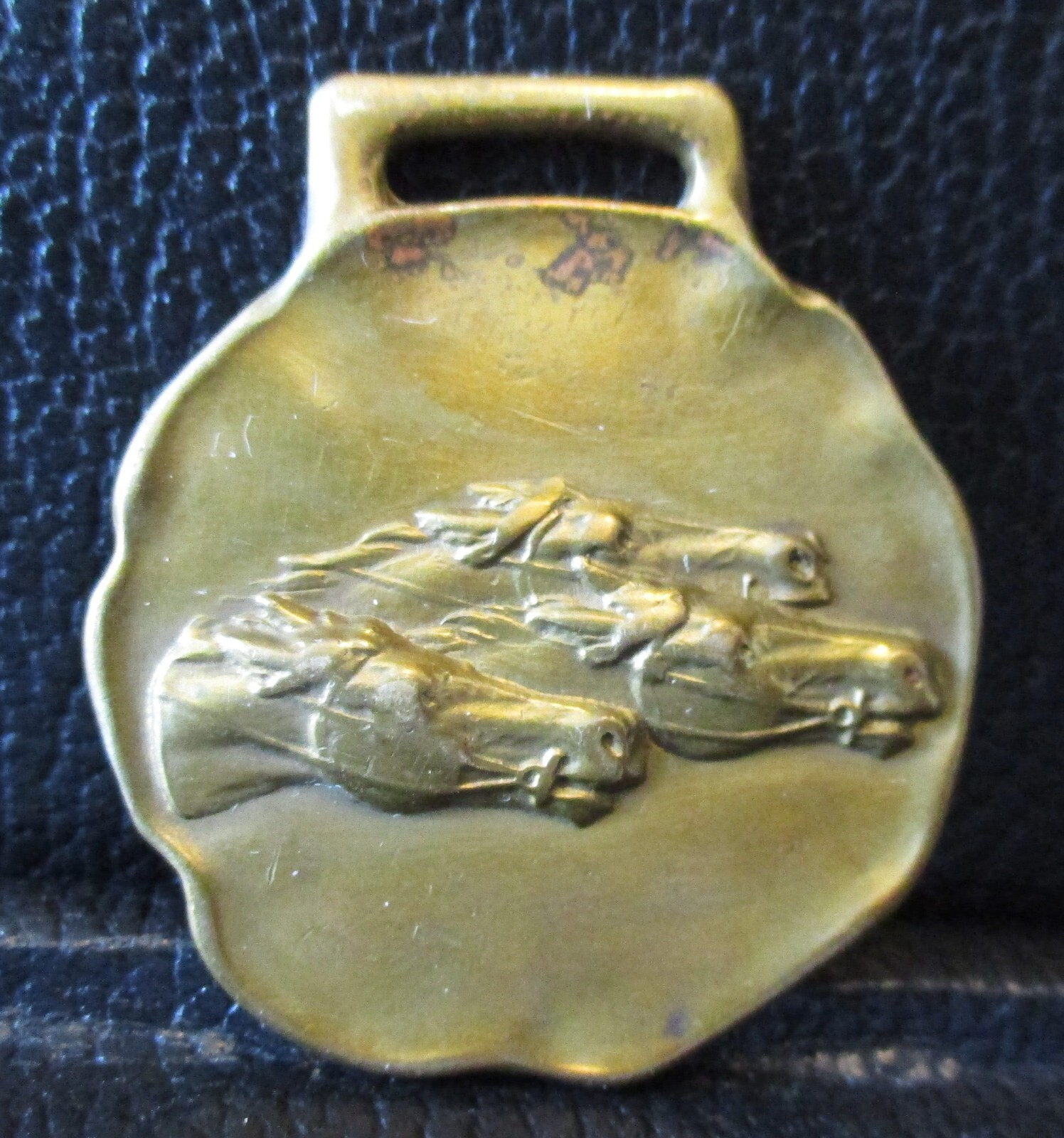 1907 Maloney & Wenda Chicago IL Christmas 3 Triple Horse Heads Pocket Watch Fob