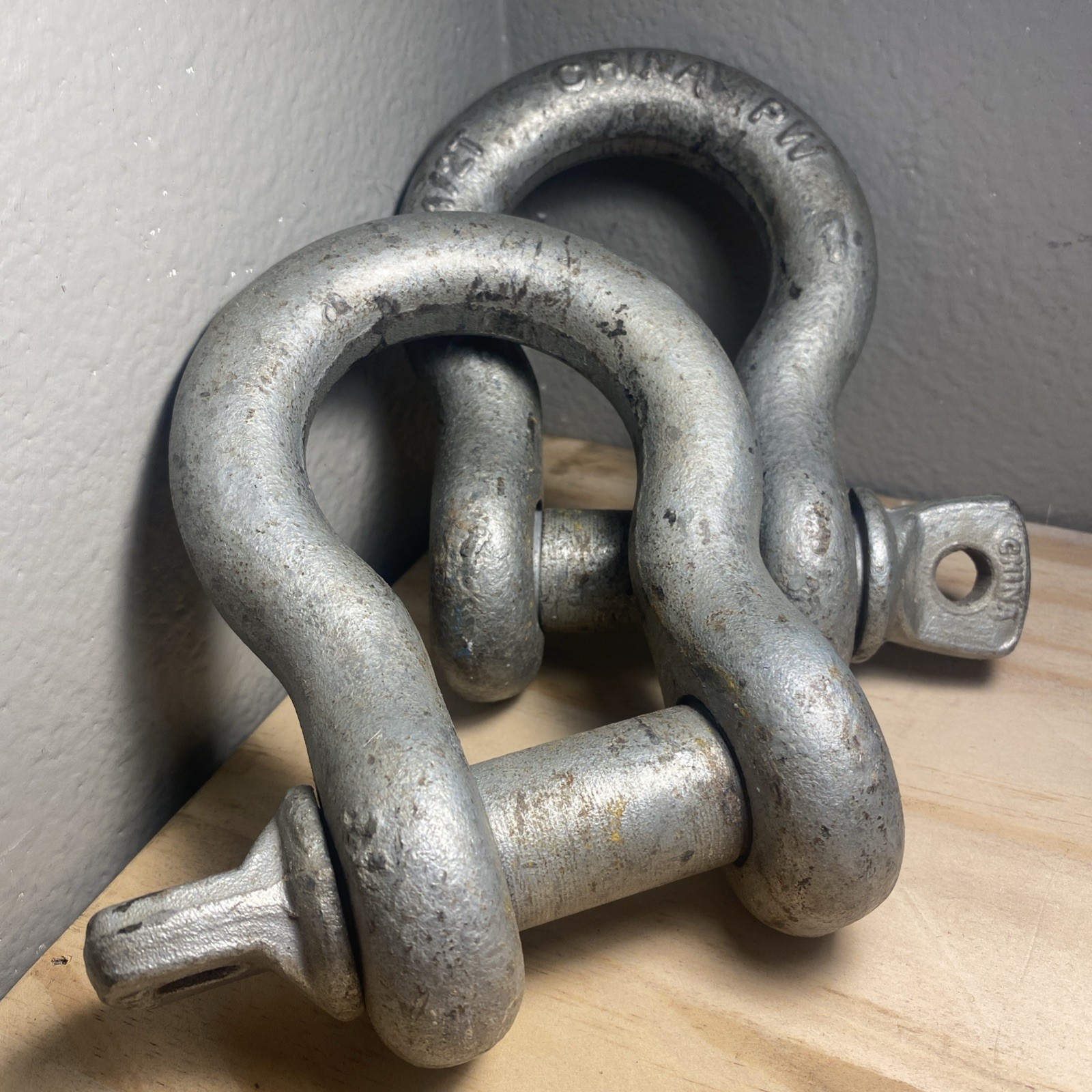 1" Screw Pin Anchor Shackle WLL 8-1/2T Working Load Limit 8.5 Ton (2 Shackles)