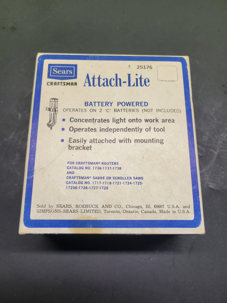 Vintage Sears Craftsman Attach-Lite battery powered mountable work light no 9-25