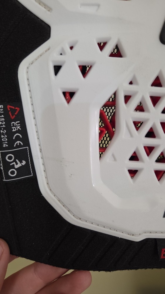 Leatt 4.5 EVO Chest Protector SM-MD