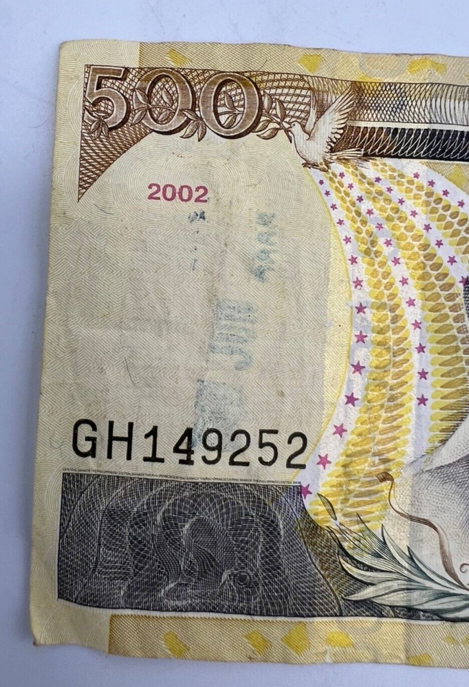 Philippines 500 Piso 2002 - Circulated