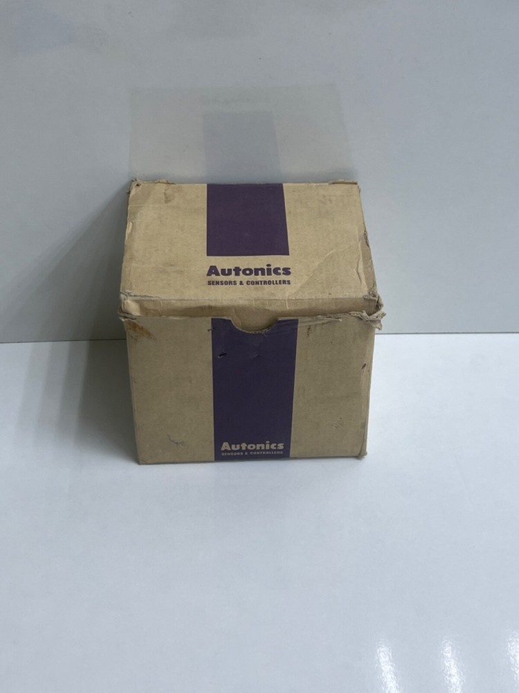 AUTONICS TZN4L-24R TEMPERATURE CONTROLLER
