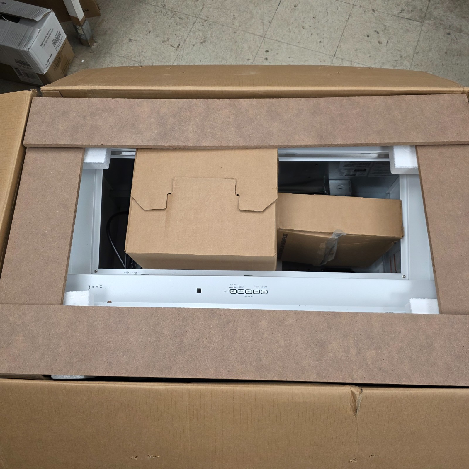 CAFÉ 36" Commercial Hood | Matte White | CVW93644PWM