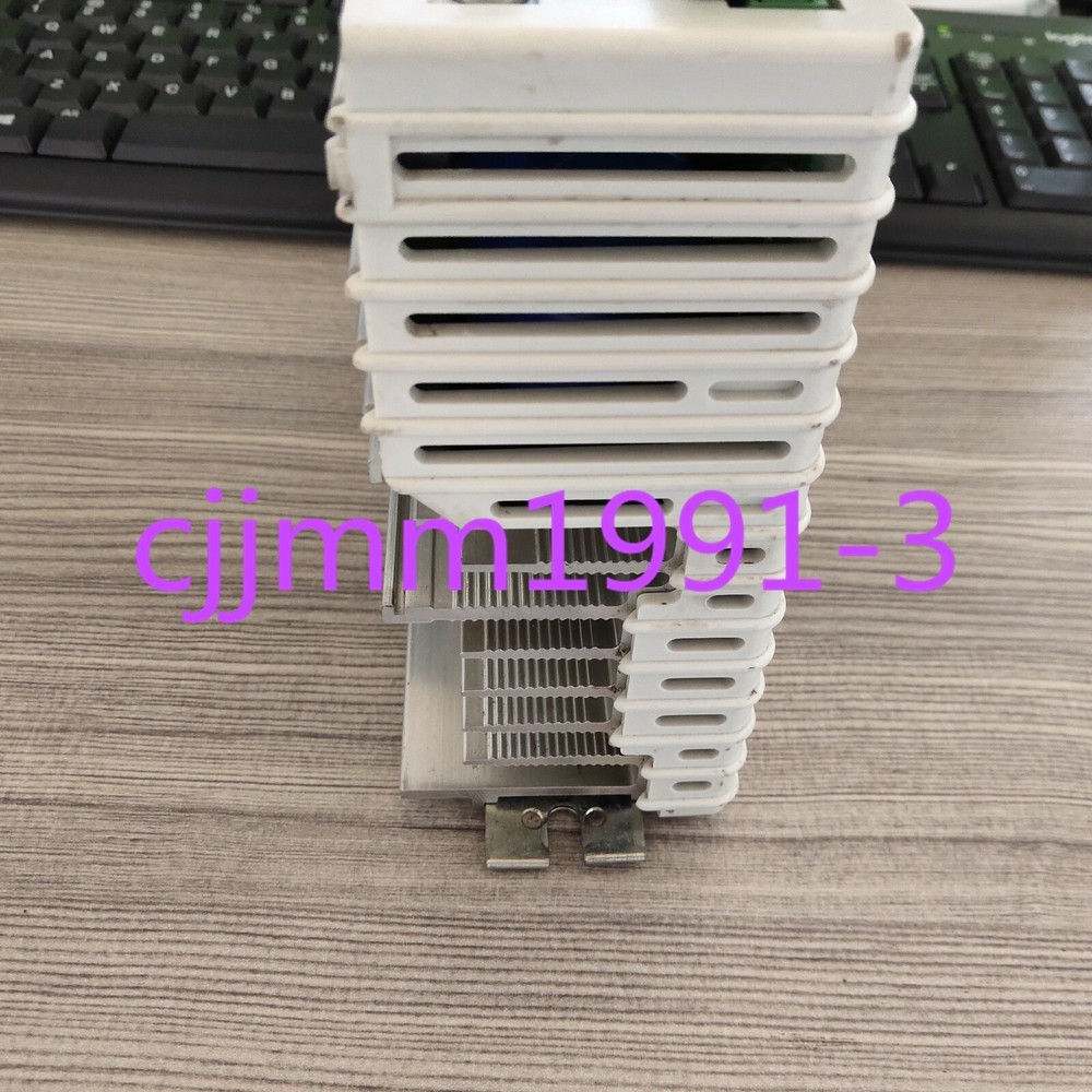 1PC USED LENZE Frequency converter EVF8201-E