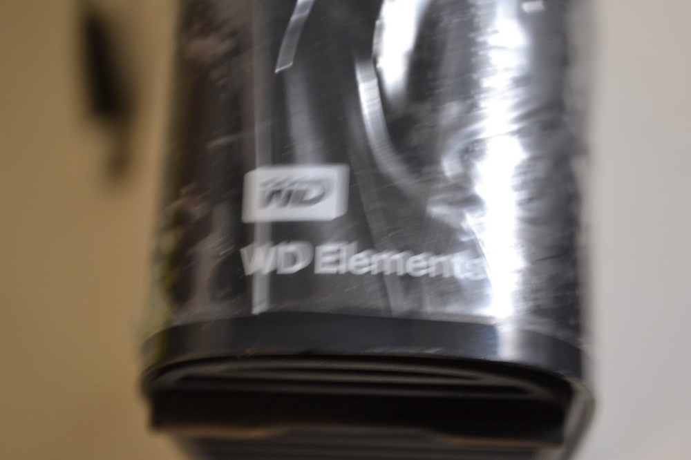 WD Elements WDBWLG0080HBK 500GB