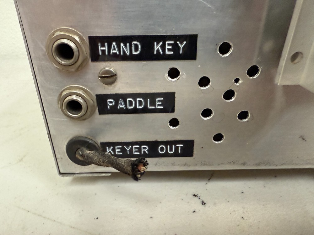 Homebrew IC KEYER W/ PROGRAMMABLE ERASABLE MEMORY