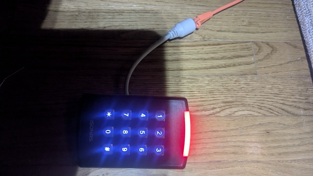 Isonas Security Keypad/RFID Reader RC-04-MCT-WK