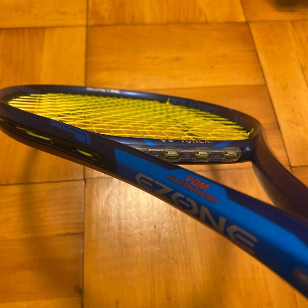 Yonex eZONE 98