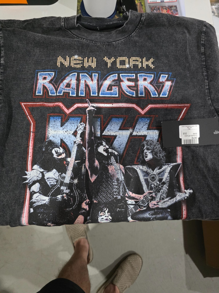 KISS Night New York Rangers FINAL SHOW Shirt NY NHL MSG NYC NY Garden Small