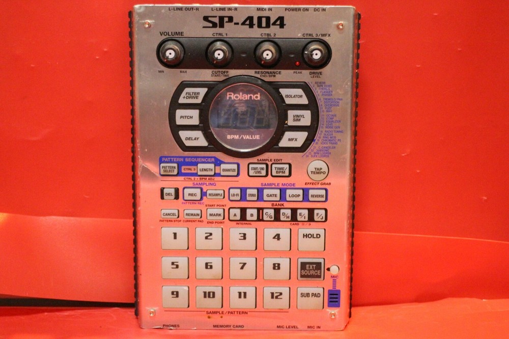USED Roland SP-404 Portable Linear Wave Sampler SP 404 U1457 220420