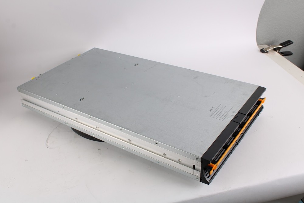 Nexsan E-Series E18 San Storage Array 3500335 - No HDD