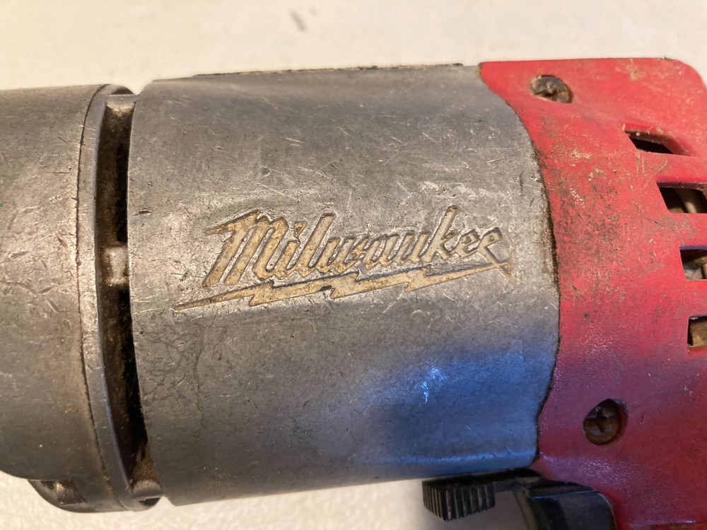 Milwaukee 3/8" Variable Speed Reversing Corded Drill Driver