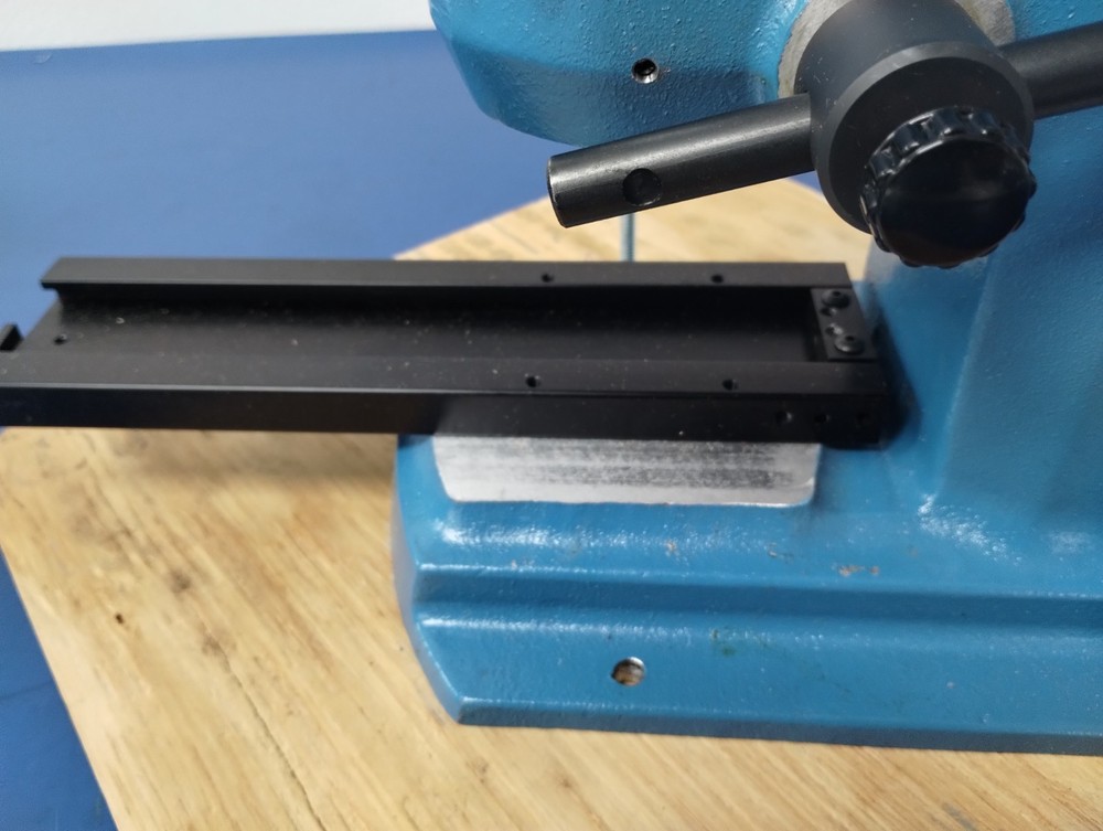 AMP 91085-2 MANUAL Benchtop Assembly Press