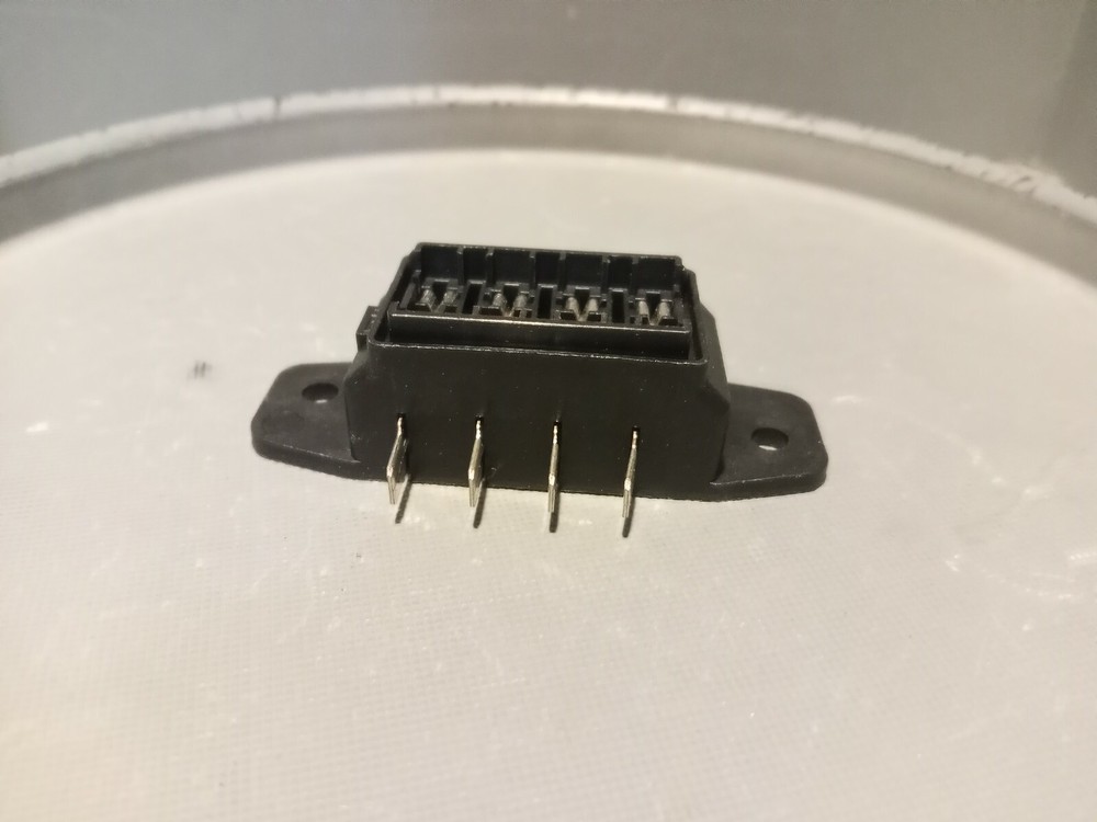 MTA 4-Way ATC/ATO Compact Fuse Block