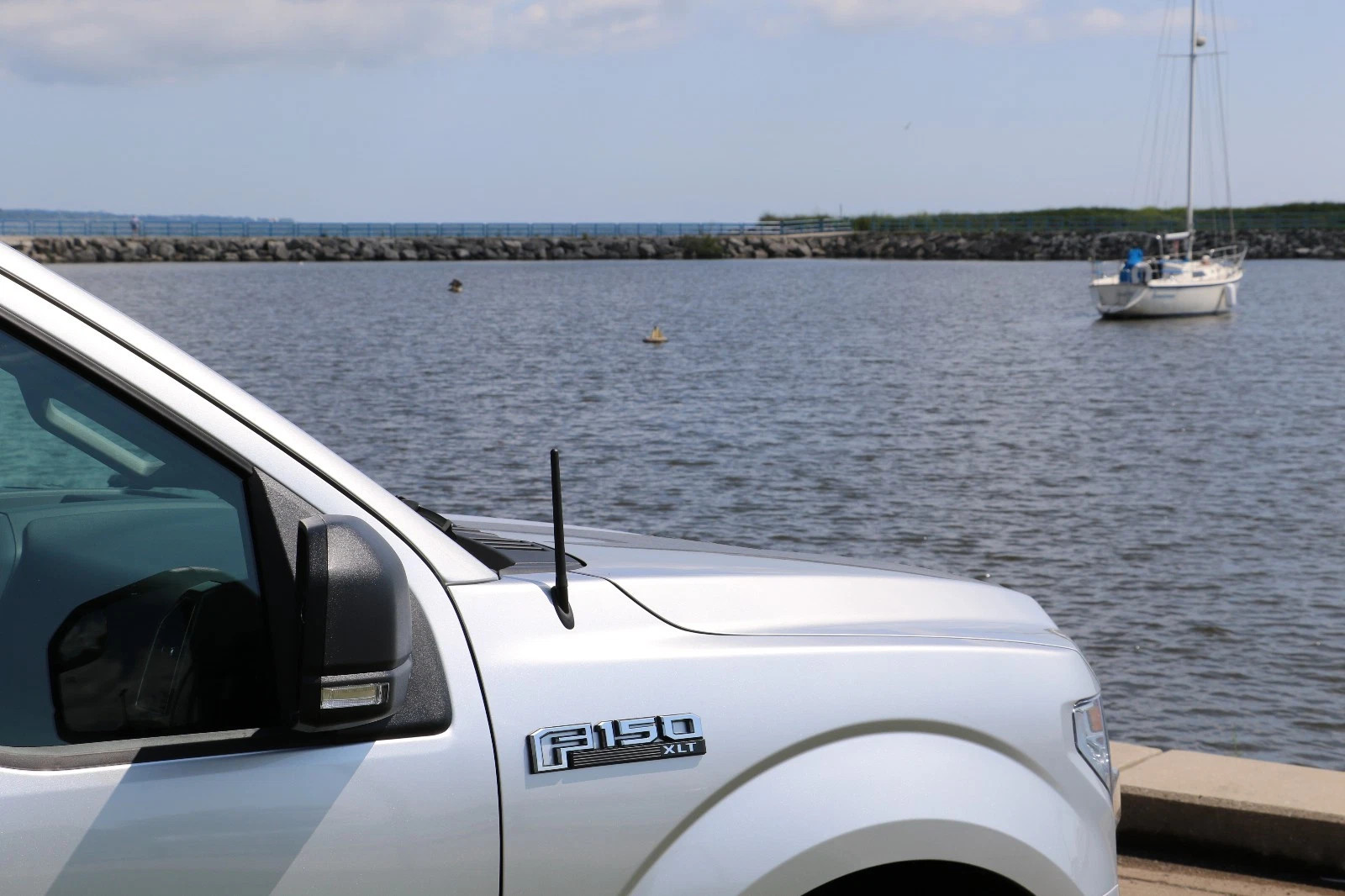 Short Antenna For Ford F-150 (2009-2023) - 6 3/4" ANTENNA MAST - CAR WASH PROOF#