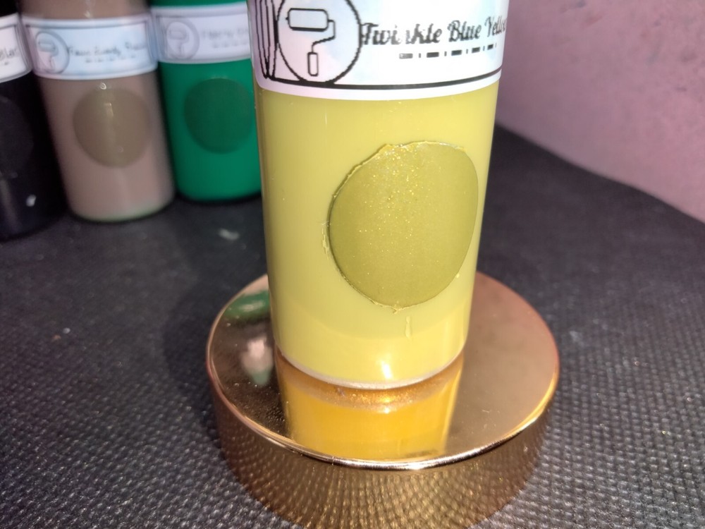 Custom Airbrush Paint: Twinkle Blue Yellow