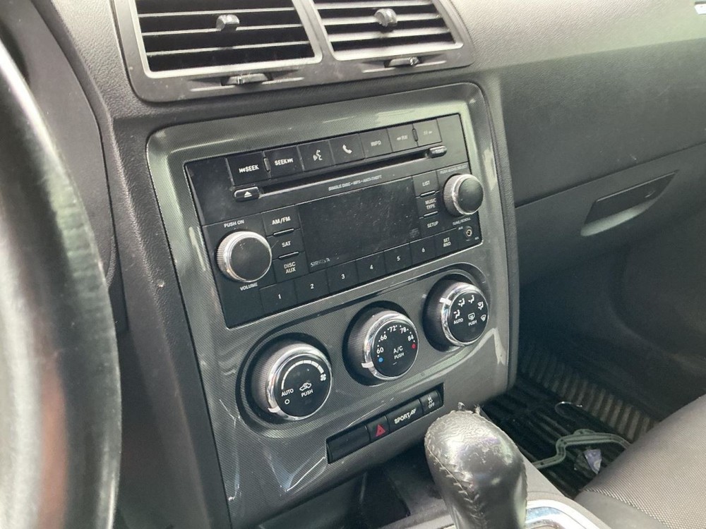 CHALLENGE 2013 Glove Box 4972439