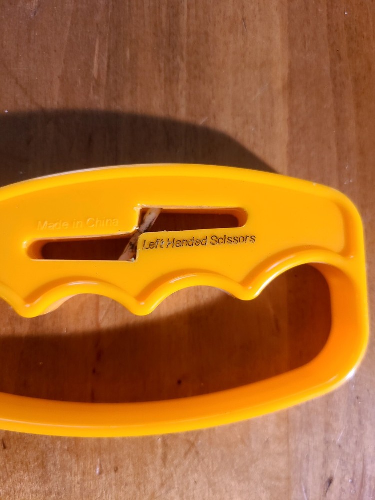 Smith's 10 Second Silicon Carbide Hand Held Knife and Scissor Sharpener 1 pc