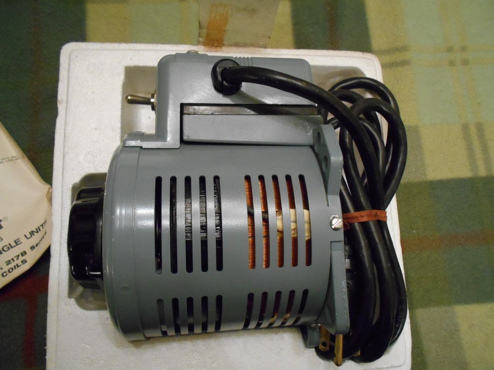 Superior Electric Powerstat 3PN216B Variable Autotransformer
