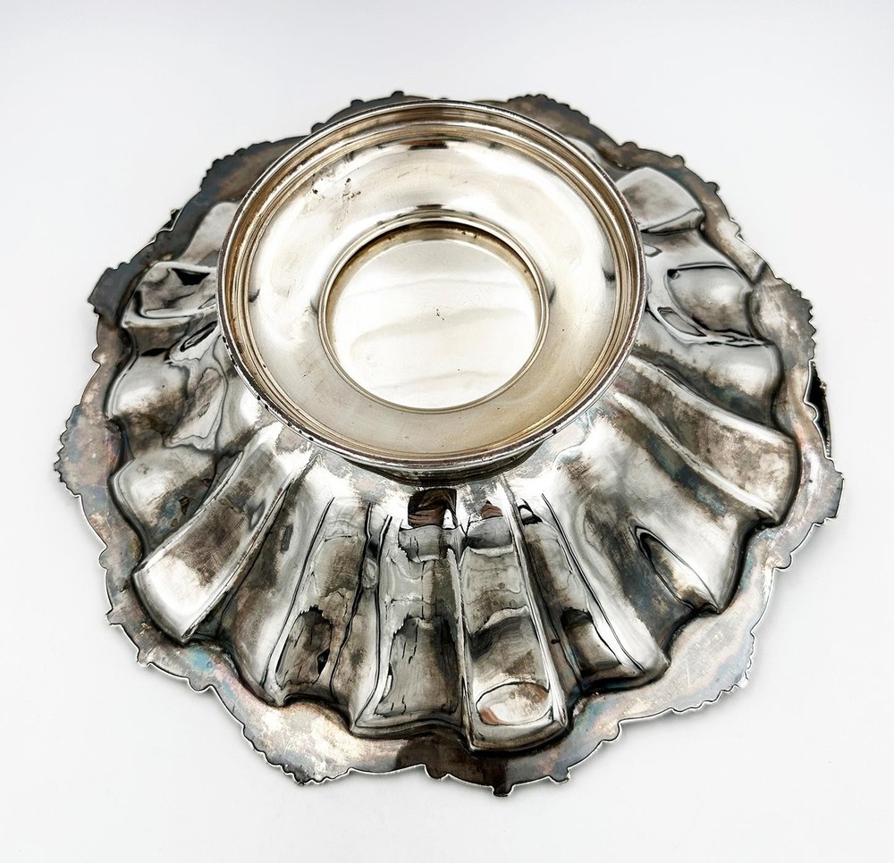 VICTORIAN SWING HANDLED BASKET OLD SHEFFIELD PLATE c1840