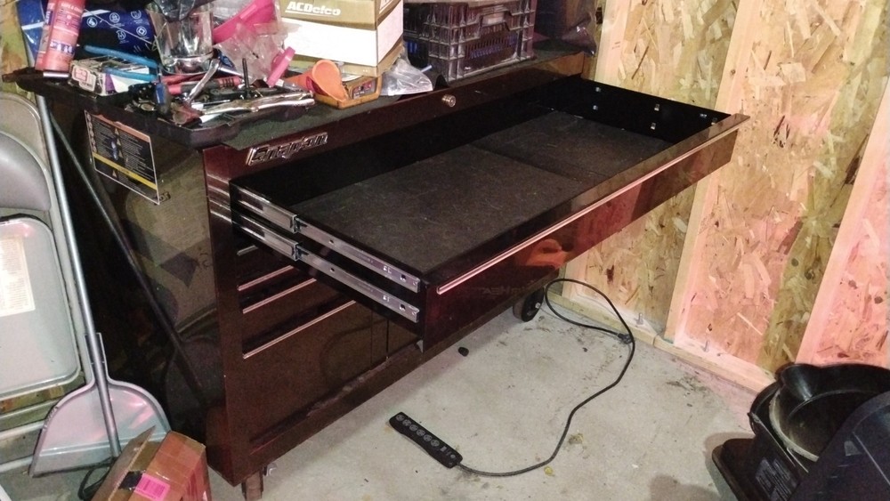 Snap-on Tool Box Model# KRA2422WEH (Configuration : Standard,Paint Code 9895)