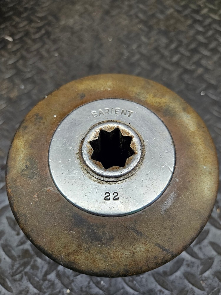 Barient 22 Two Speed Winch Bronze