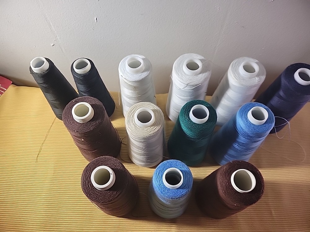 13 large open spools thread -Maxilock -Talon Surelock - Mixed Color