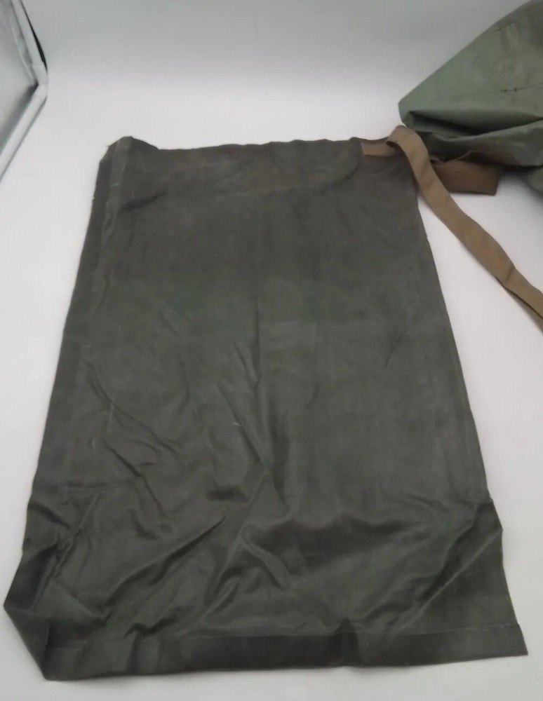 Antique From WW2 Oxyen breathing Appartus Original Bag