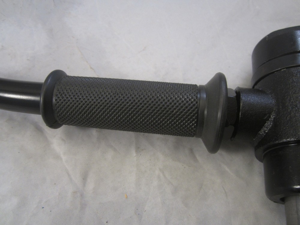 Pneumatic Scaling Hammer IMPA CODE 590382.