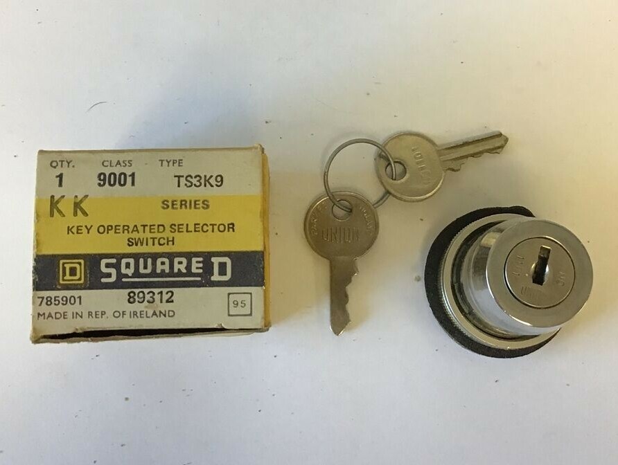 SQUARE D TS3K9 KEY OPERATED SELECTOR SWITCH