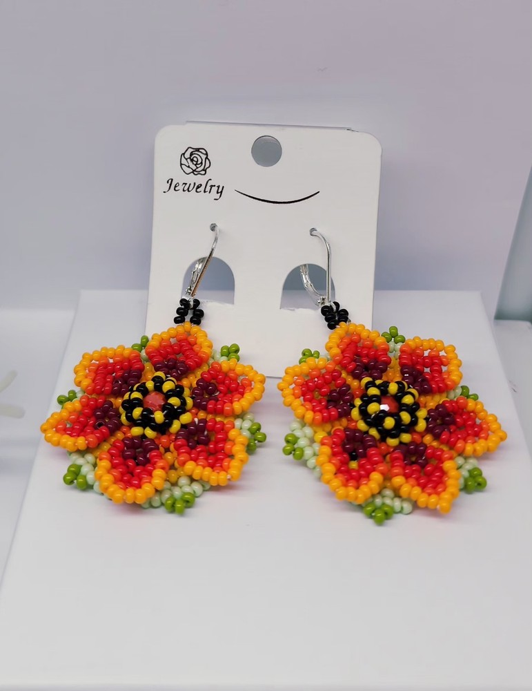 Woman's Zcech beads Flowered Earrings