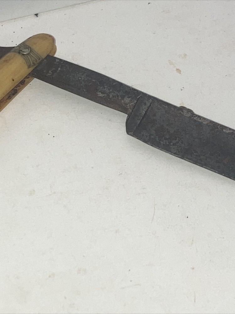 Voight, Blue Streak Straight Razor