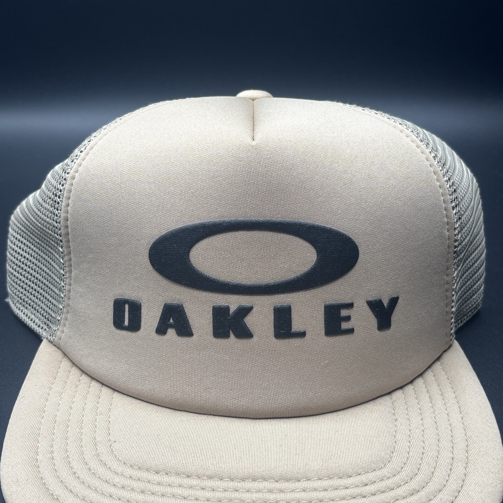 Oakley O Stack Foam Trucker Khaki/Black Adjustable Cap Hat $32