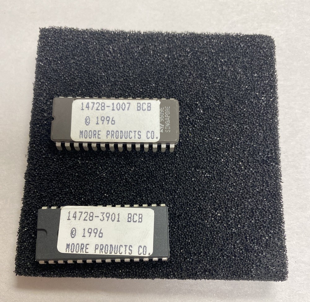 MOORE,16105-26,SOFTWARE UPDATE KIT MOD-352 NOS