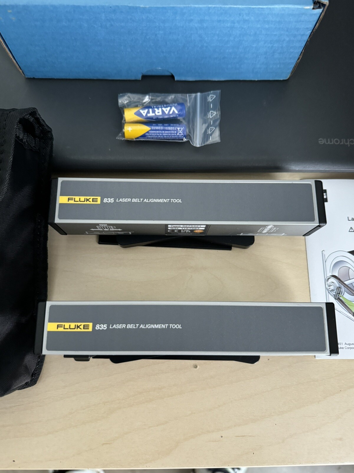 FLUKE 835 LASER BELT ALIGNMENT TOOL W / CASE NEW FACTORY SEALED / FREE SHIPPING