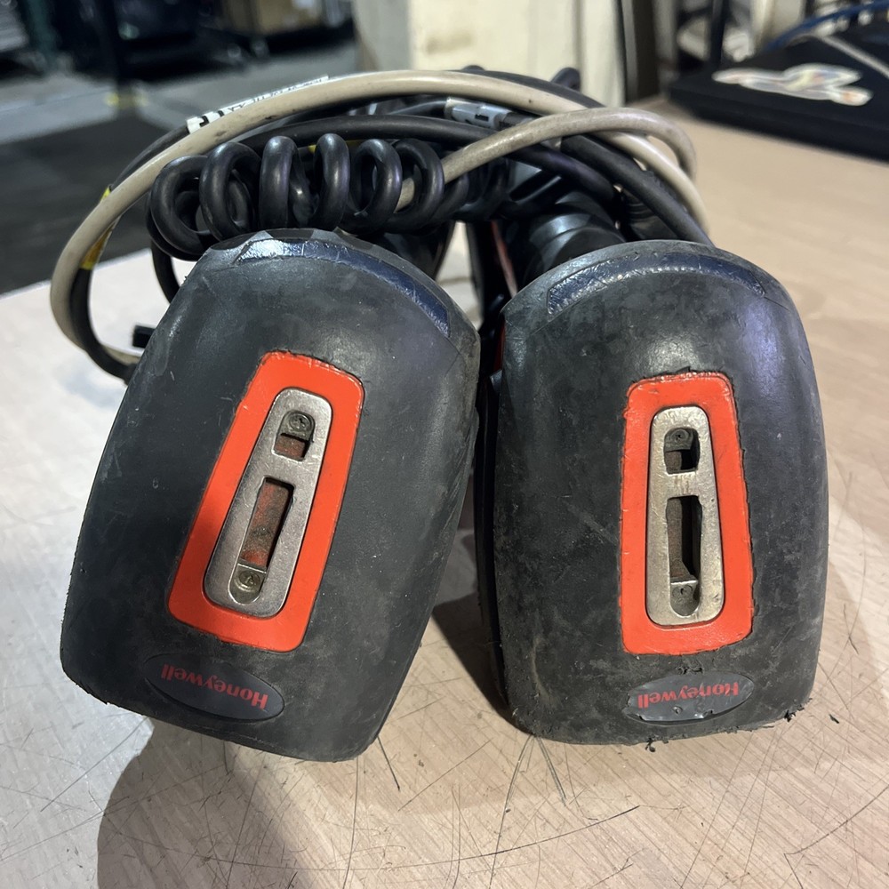 x2 HONEYWELL 128OI HANDHELD BARCODE SCANNER