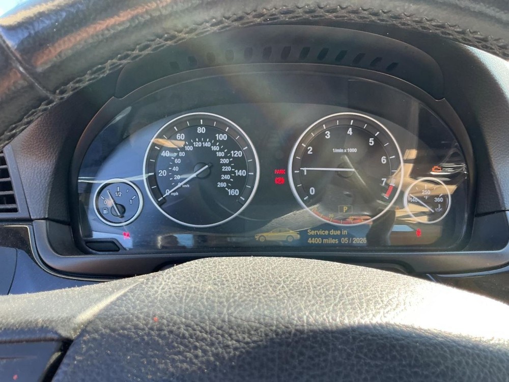 528I 2011 Glove Box 4958749