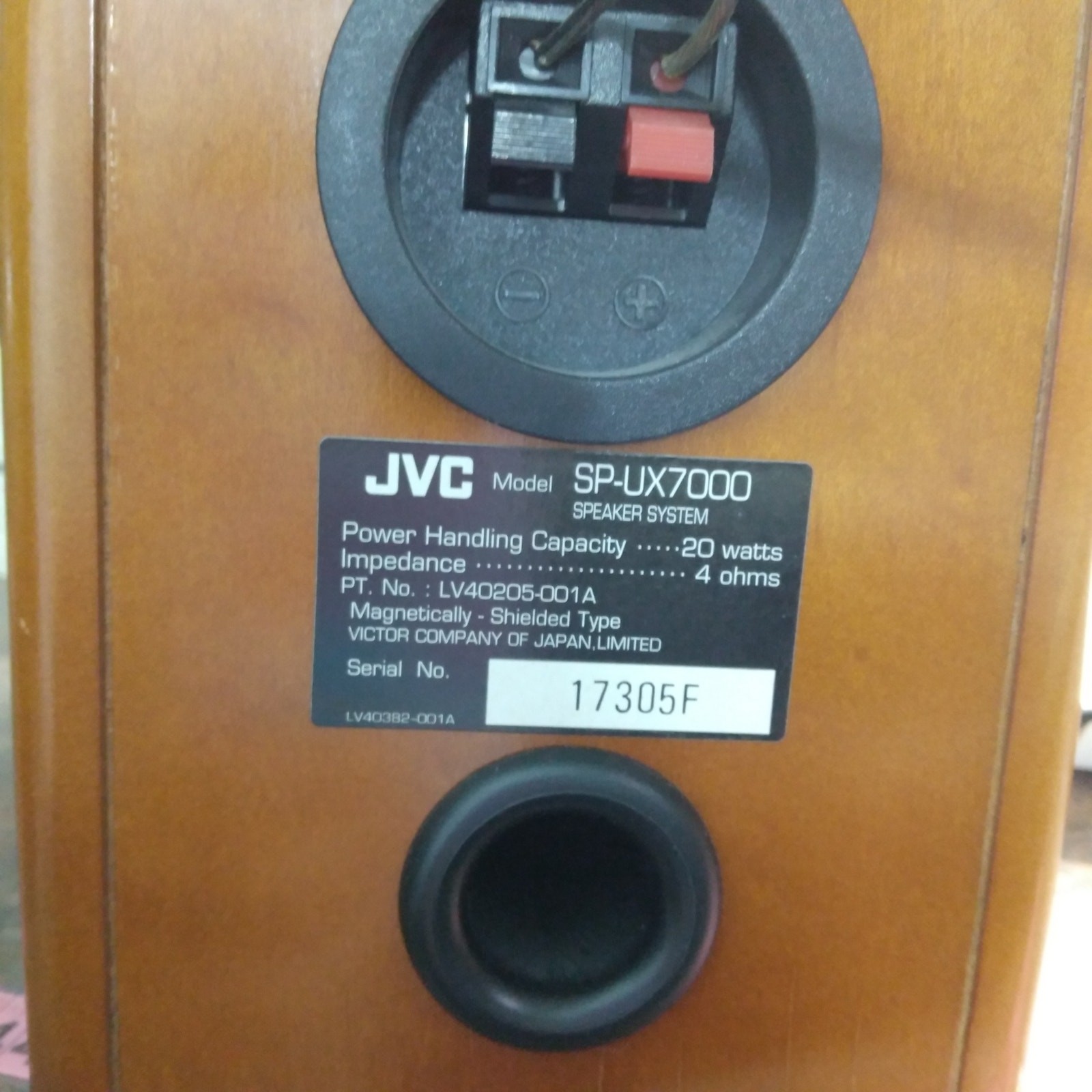 JVC FS-7000 Component System CD Player Radio/AUX/remote Brown Wood Speakers